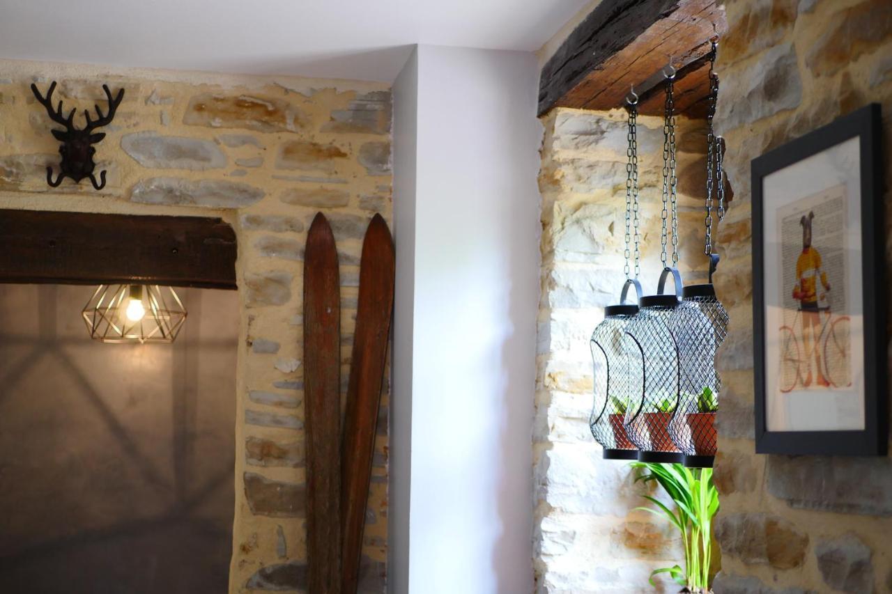 Chambres D'Hotes Secret Pyrenees Lasseube ภายนอก รูปภาพ